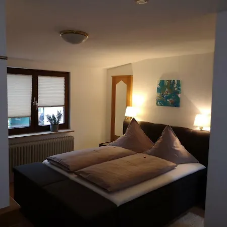 Apartmenthaus Hirsch Apartment *